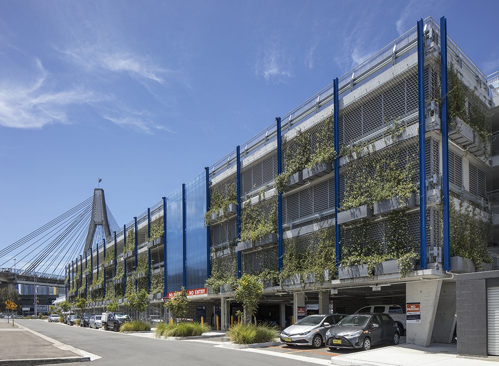 Adoption of Green Facades: Where are They Being Installed? / Tensile Design & Construct